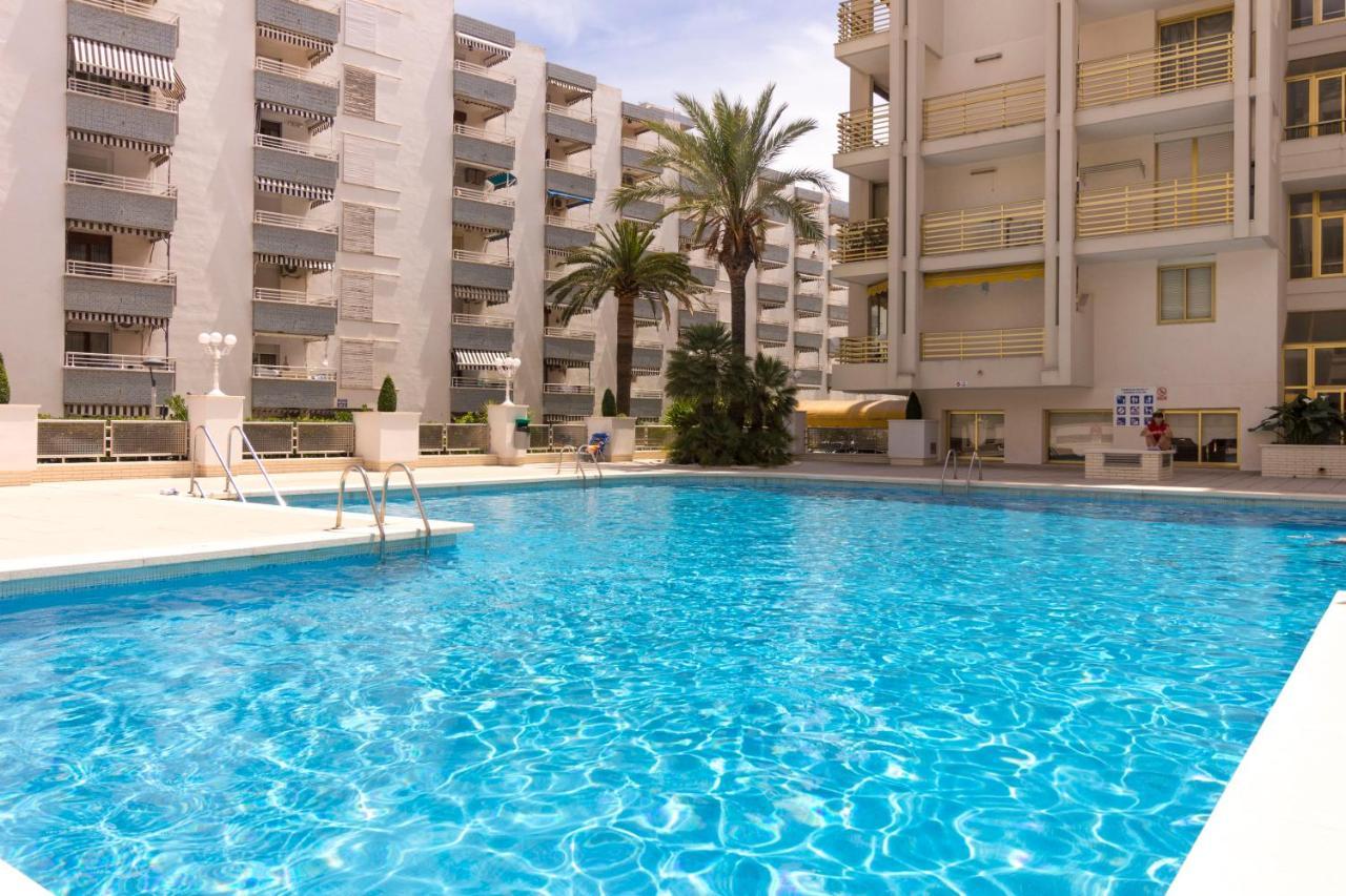 Novelty Con Vistas Al Mar Apartment Салоу Екстериор снимка